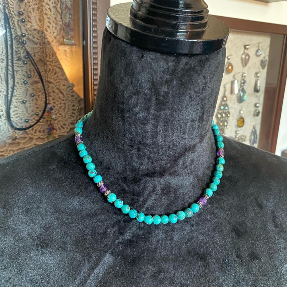 Turquoise & Amethyst beaded necklace - Picture 3 of 5